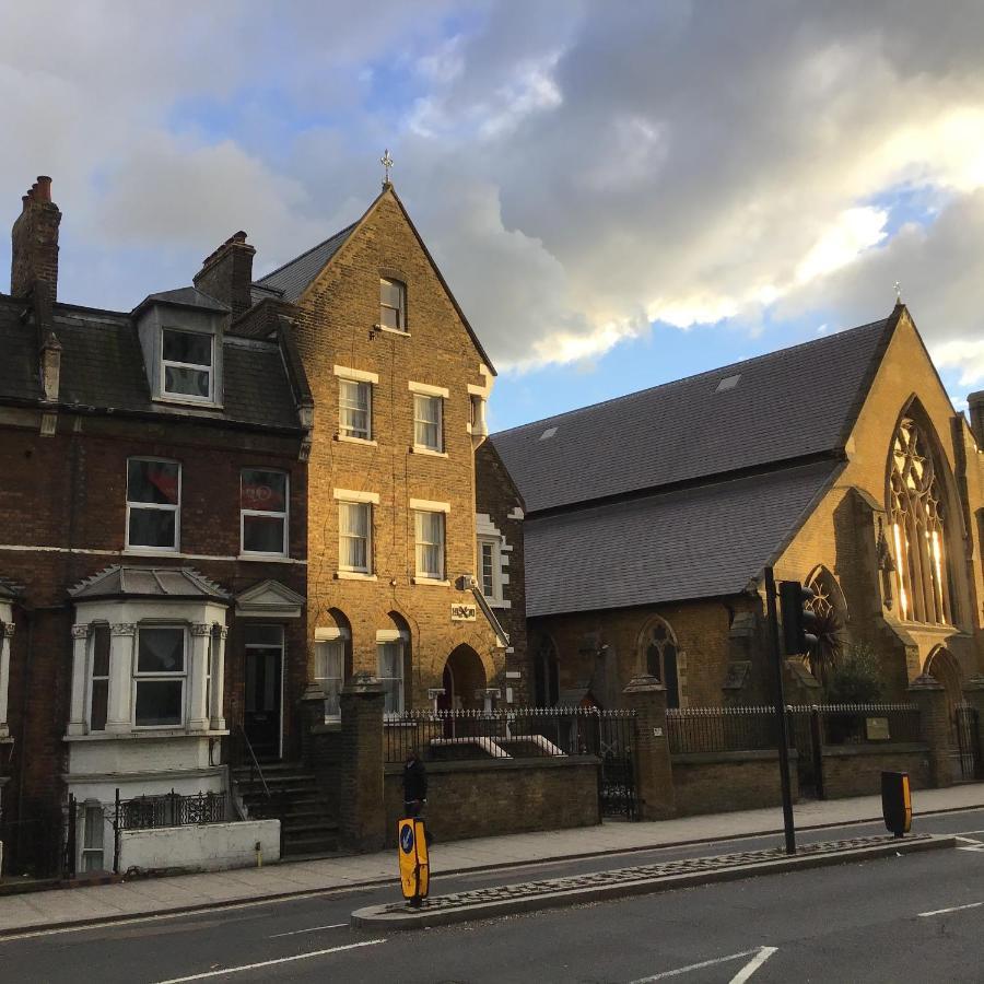 Residential Quarters, General Gordon Square Apartment London Exterior photo